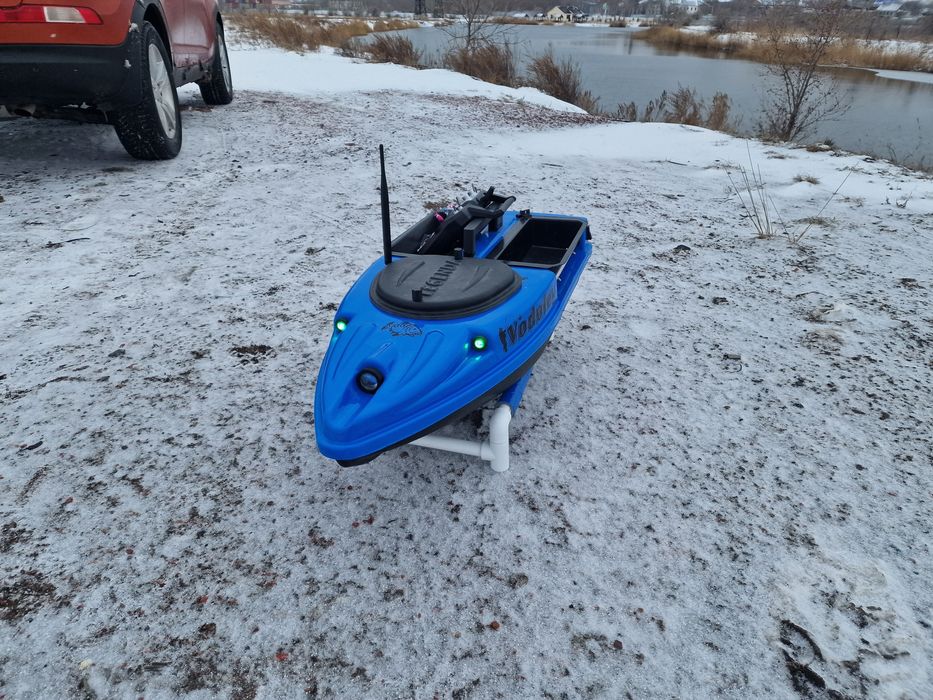 Прикормочный кораблик