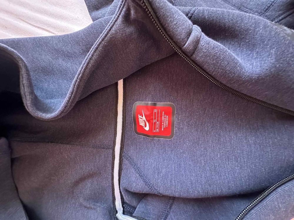 Nike tech fleece горнище хл размер