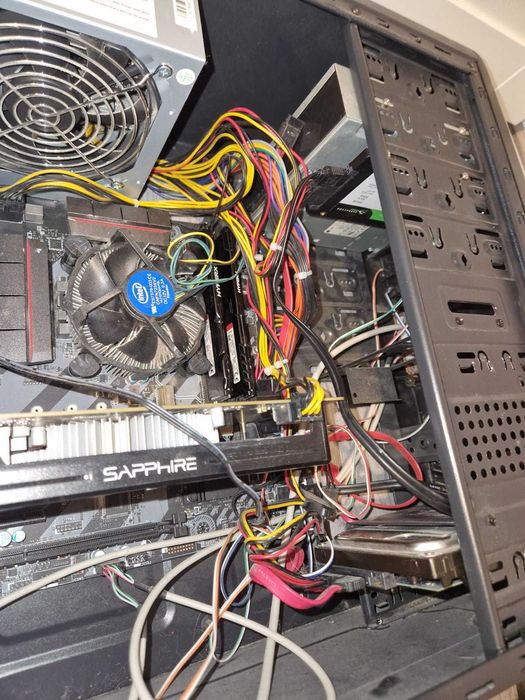 PC Gaming Intel i5-7400 + RX 580 4GB + 16GB RAM + SSD 480GB + HDD 1TB