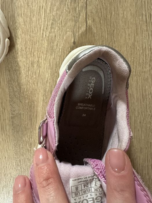 Adidasi Geox masura 24