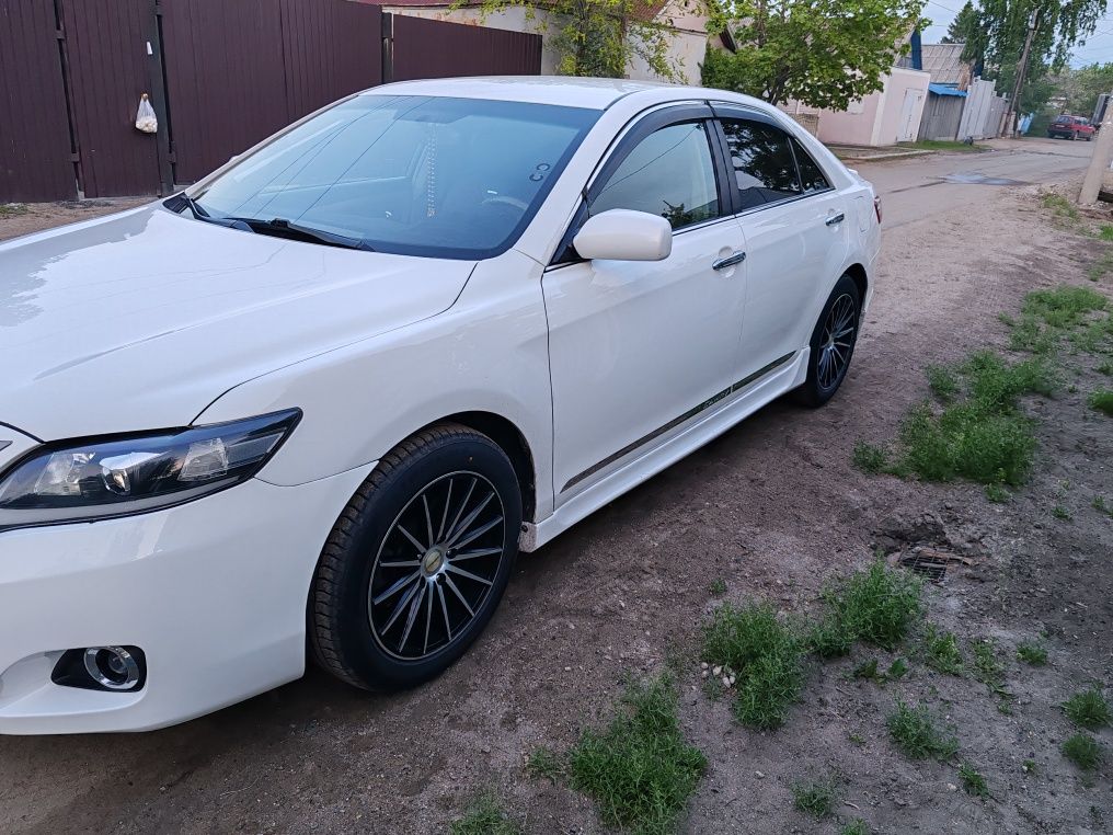 Toyota Camry 40 продам машину в идеальном состоянии!