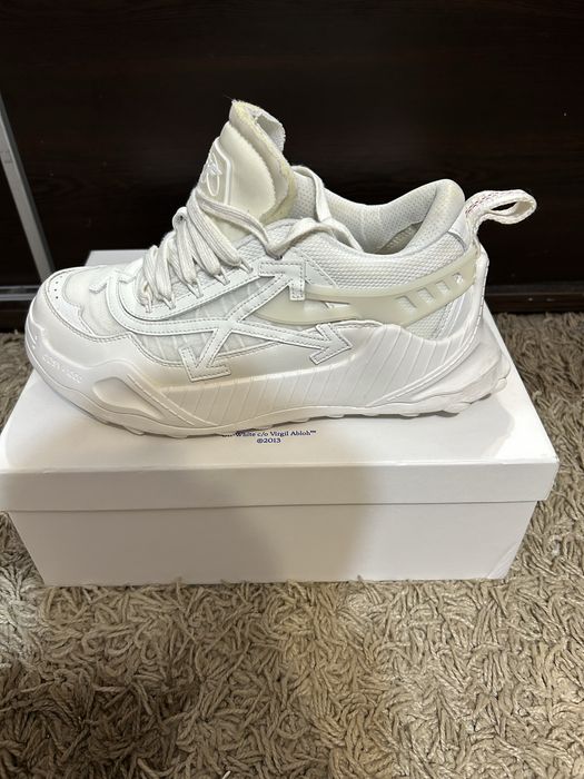 Adidasi Off White Odsy