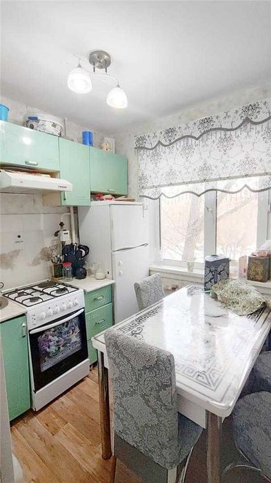*Продам 3 комн квартиру 17 мкр-н . Помощь в ипотеке .ТОРГ