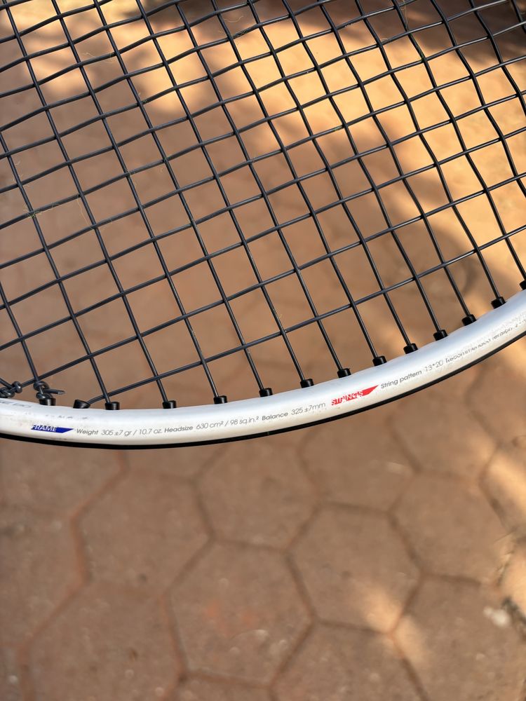 Tecnifibre TF40 v2, 98, 305gr., grip size 3