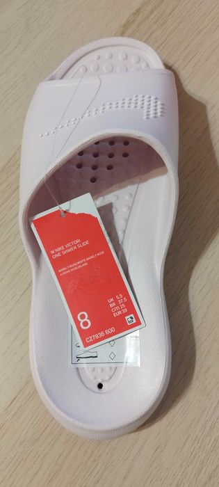 Дамски чехли за баня NIKE