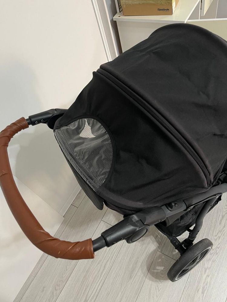 Продам коляску Tomix