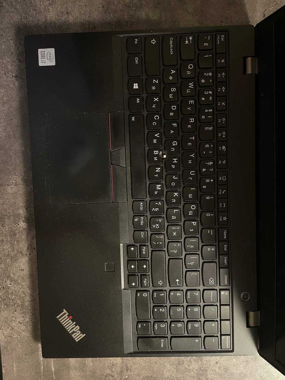 Lenovo ThinkPad — Core i7 (10-avlod), 32GB RAM, 520GB NVMe, 16" ekran
