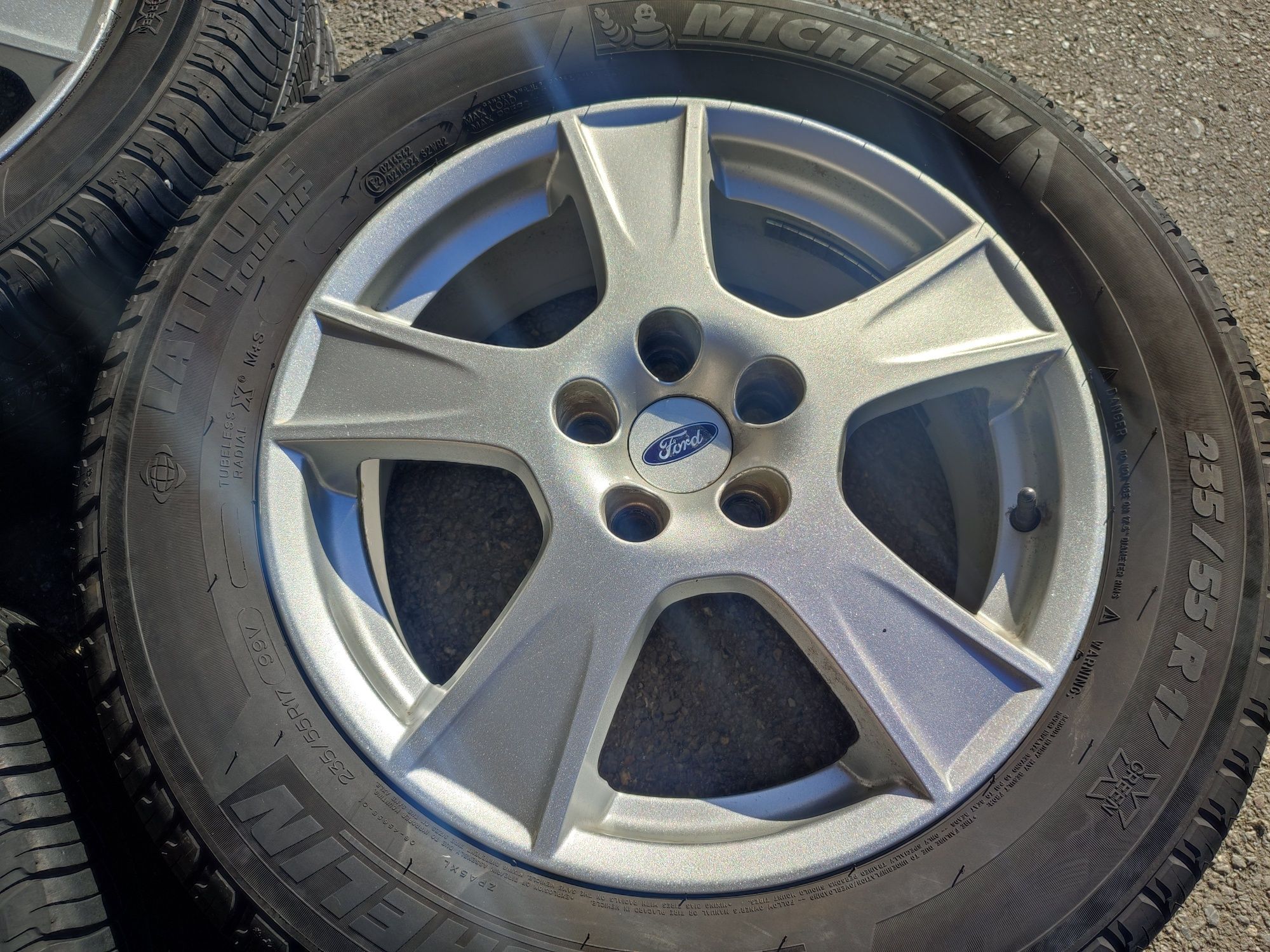 17" оригинални алуминиеви джанти за Ford Kuga.