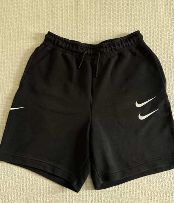 Nike swoosh къси панталони размер S