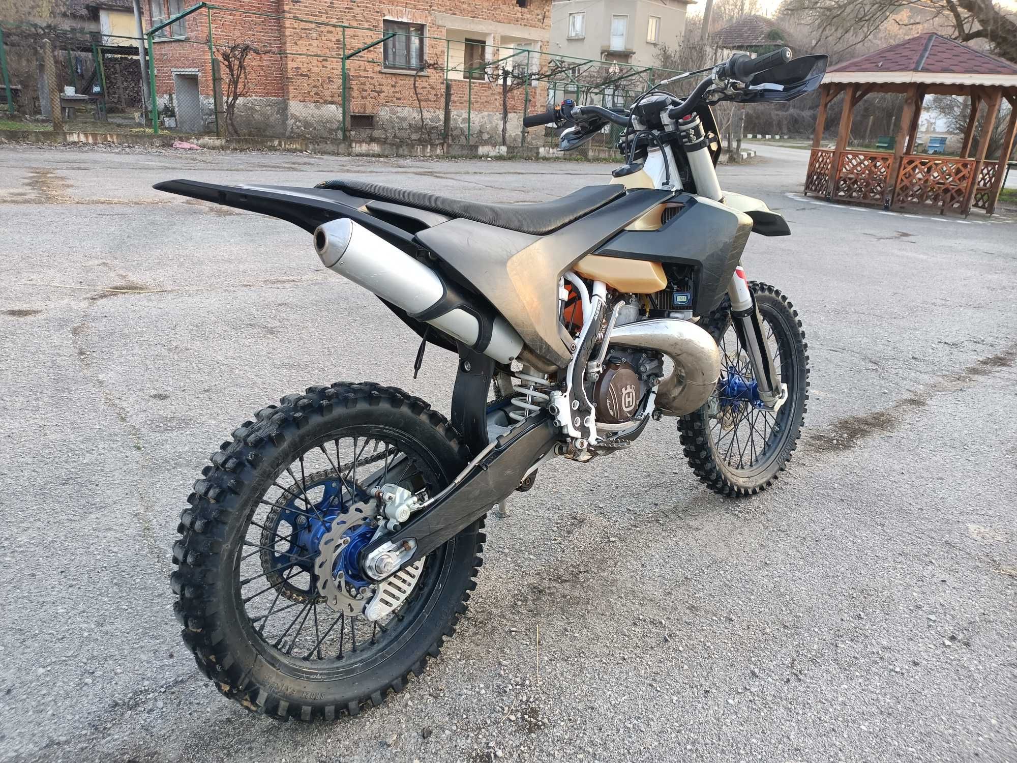 Husqvarna TE300 Регистриран