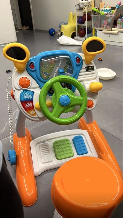 Продаю б/у рулевой симулятор машины с музыкой и пилами.