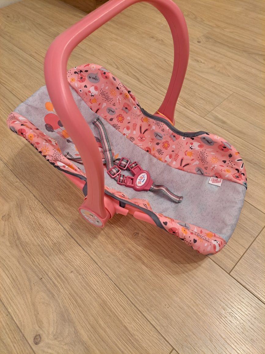 Baby Born столче за кола играчка