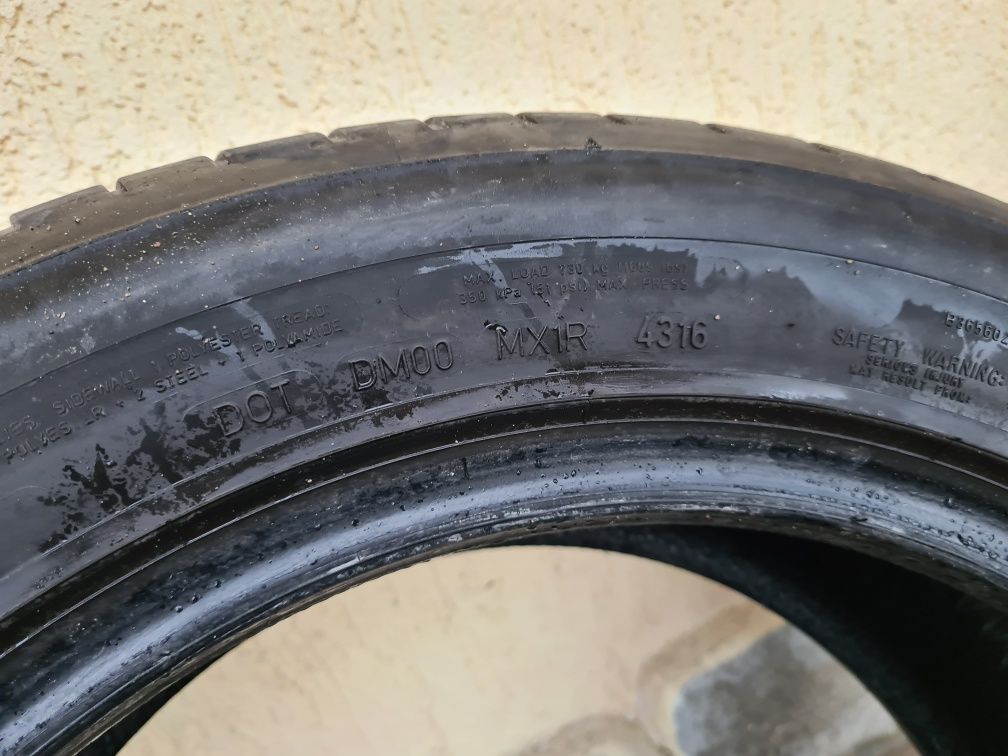 4 бр. летни гуми 225/55/17 Dunlop MO DOT 2616/4316 4,2 mm