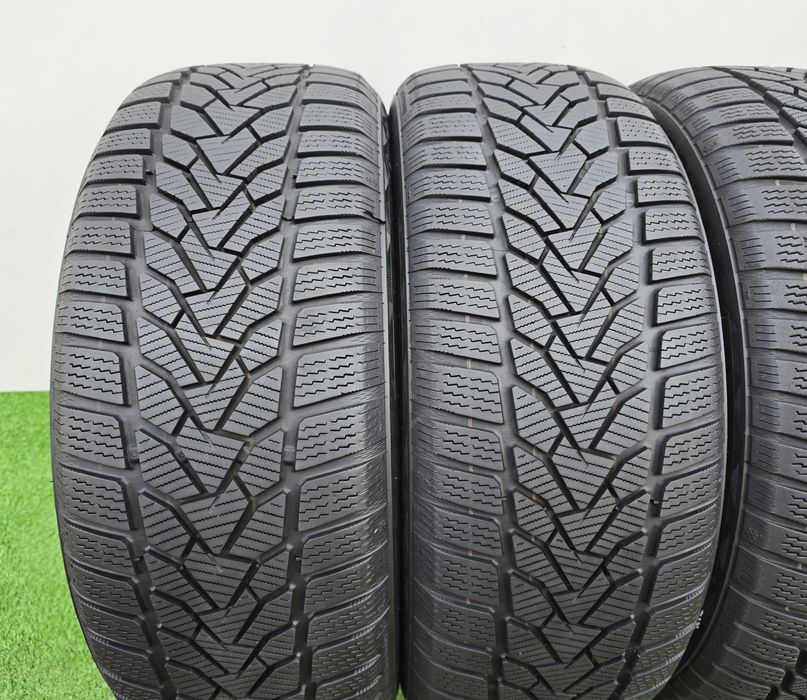 4бр. 215/55/17 UNIROYAL Winter Expert- зимни