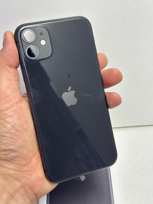 Продам Айфон 11 128г