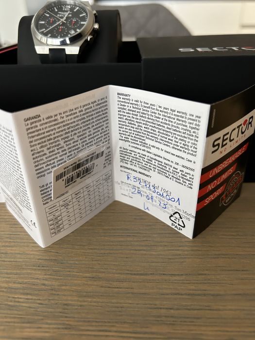 Продавам чисто нов оригинален часовник Sector No Limits C300.