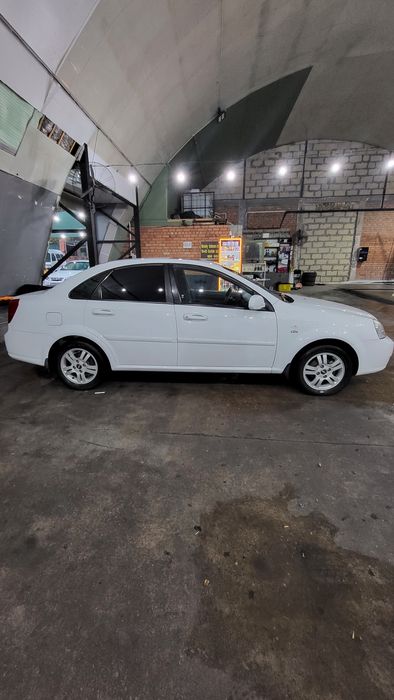 Продаётся Ласетти 1.8 автомат