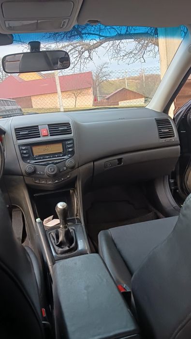 Vând honda acord Sedan motor 2.2, an 2005,in stare de funcționare,