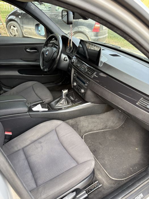 Bmw seria 3 e90 2010 facelift