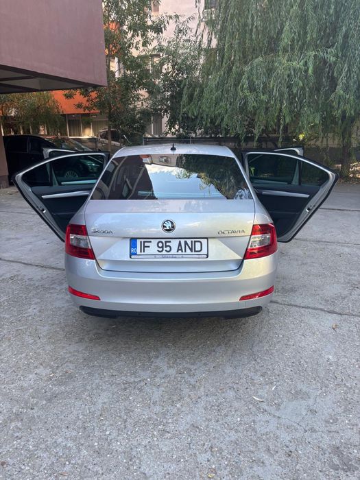 Skoda Octavia an 2015