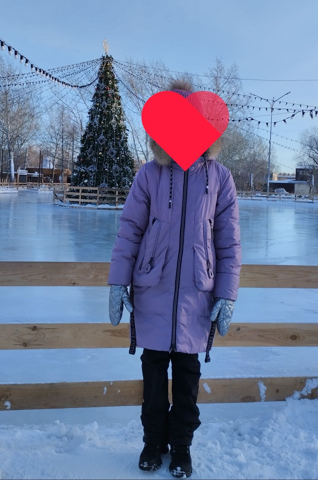 Продам зимний пуховик на девочку 10-12 лет