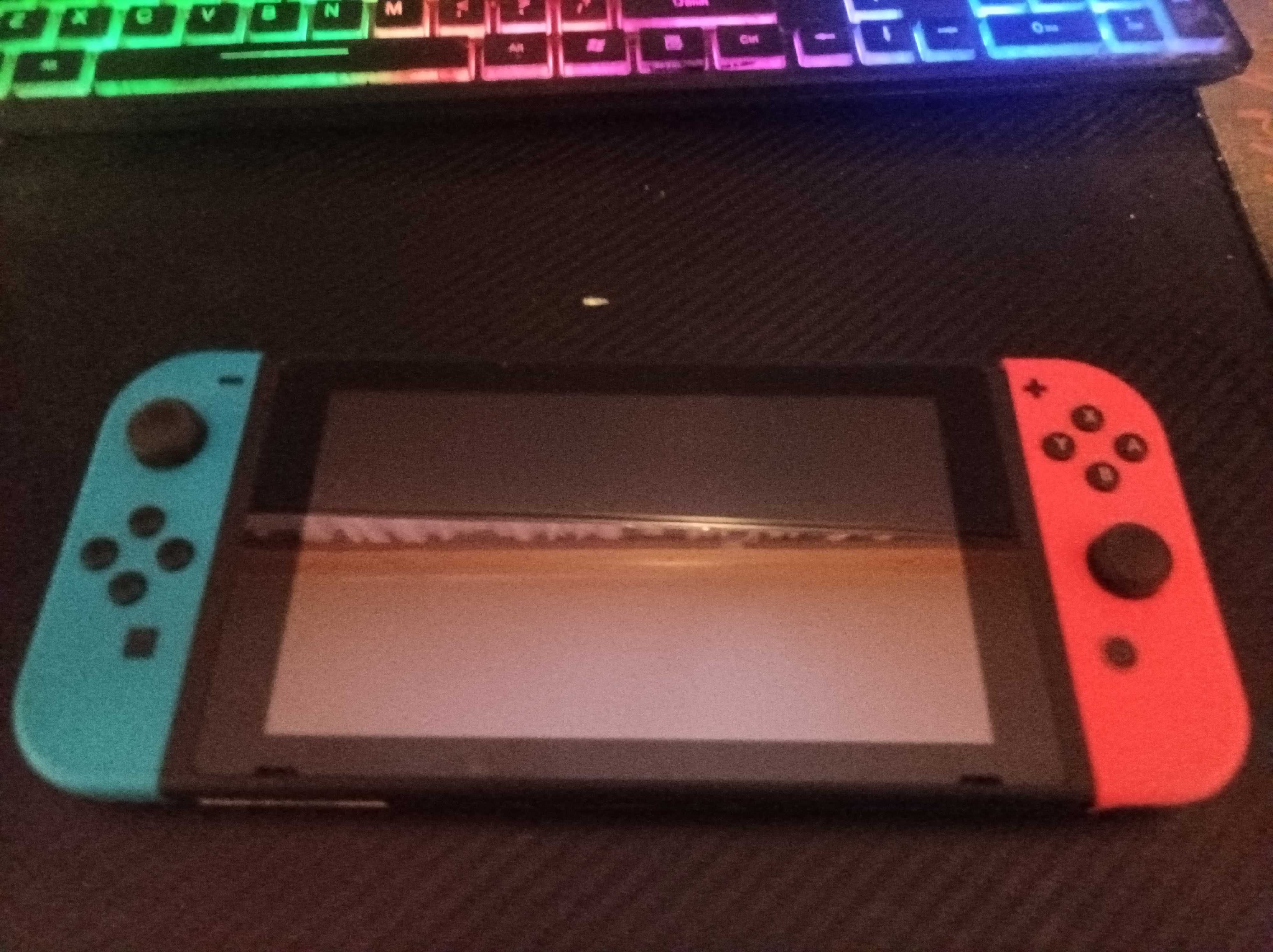 Nitendo switch aproape nou! +2 jocuri (Darksiders genesis si fifa 23)
