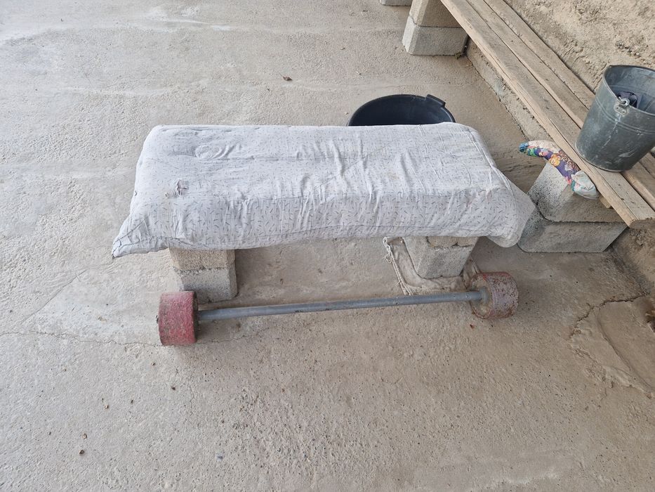 Штанга 20-22 кг в хорошем качестве