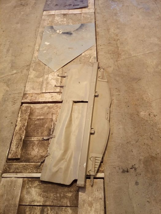 Шторка багажника Лексус рх300 рх350