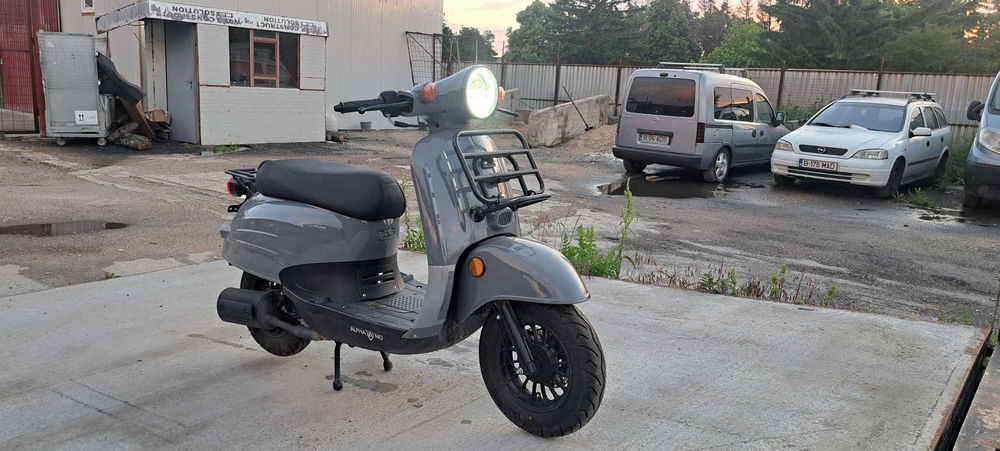 Scuter FARA permis, Alpha Motors / Ca nou / Carte RAR / 25 km/h