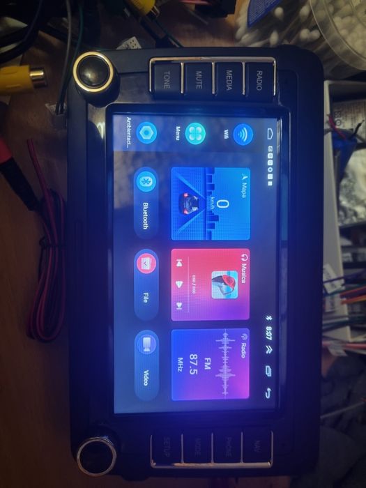 Navigatie pt vw noua cu accesorii