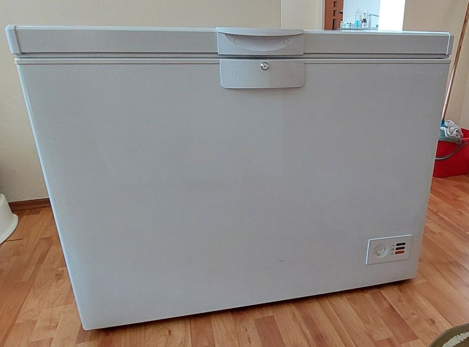 Lada frigorifică Arctic 298L