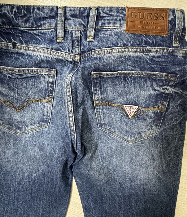 GUESS джинсы фирменные