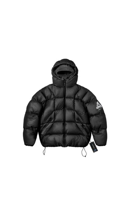 Пуховик от Palace