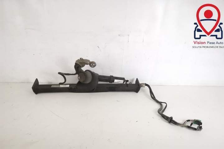 Carlig De Remorcare Spate Rabatabil Electric Original In Stare Buna Fo