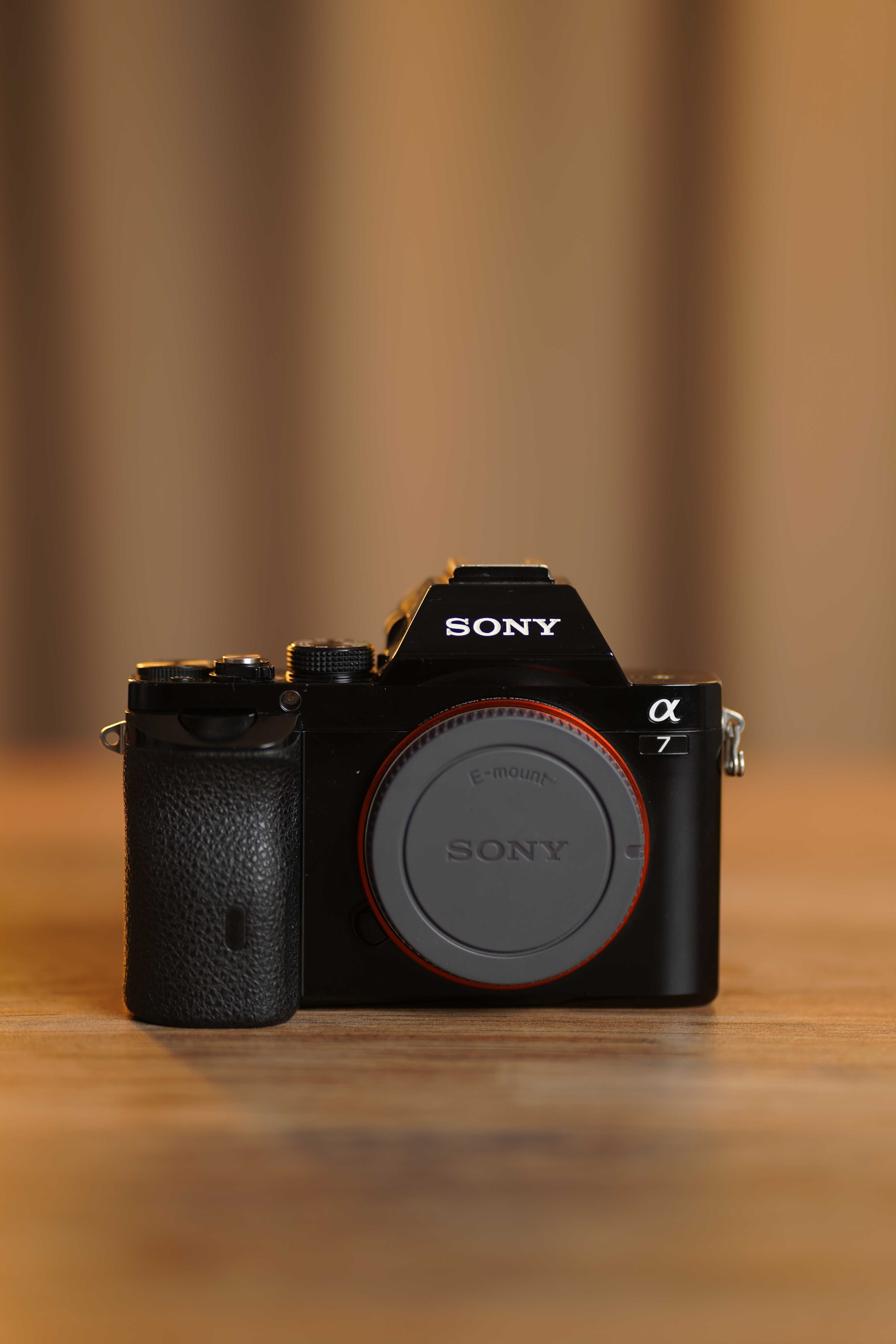 Фотоаппарат Sony Alpha A7 / ILCE-7 / Полный кадр FullFrame Беззеркалка