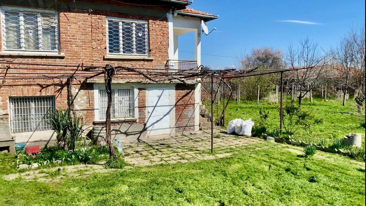 Продава се Къща в Пловдив, Център - 140 кв.м за 400 €/кв.м - Снимка #6
