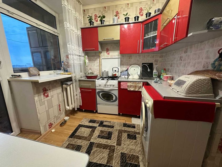 Продам 1 комнатную квартиру в районе Дом печати