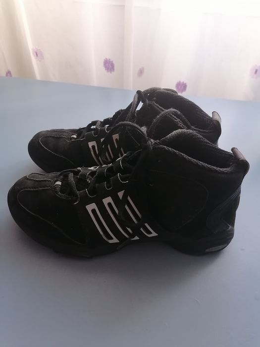 Adidași pentru copii (8 perechi)