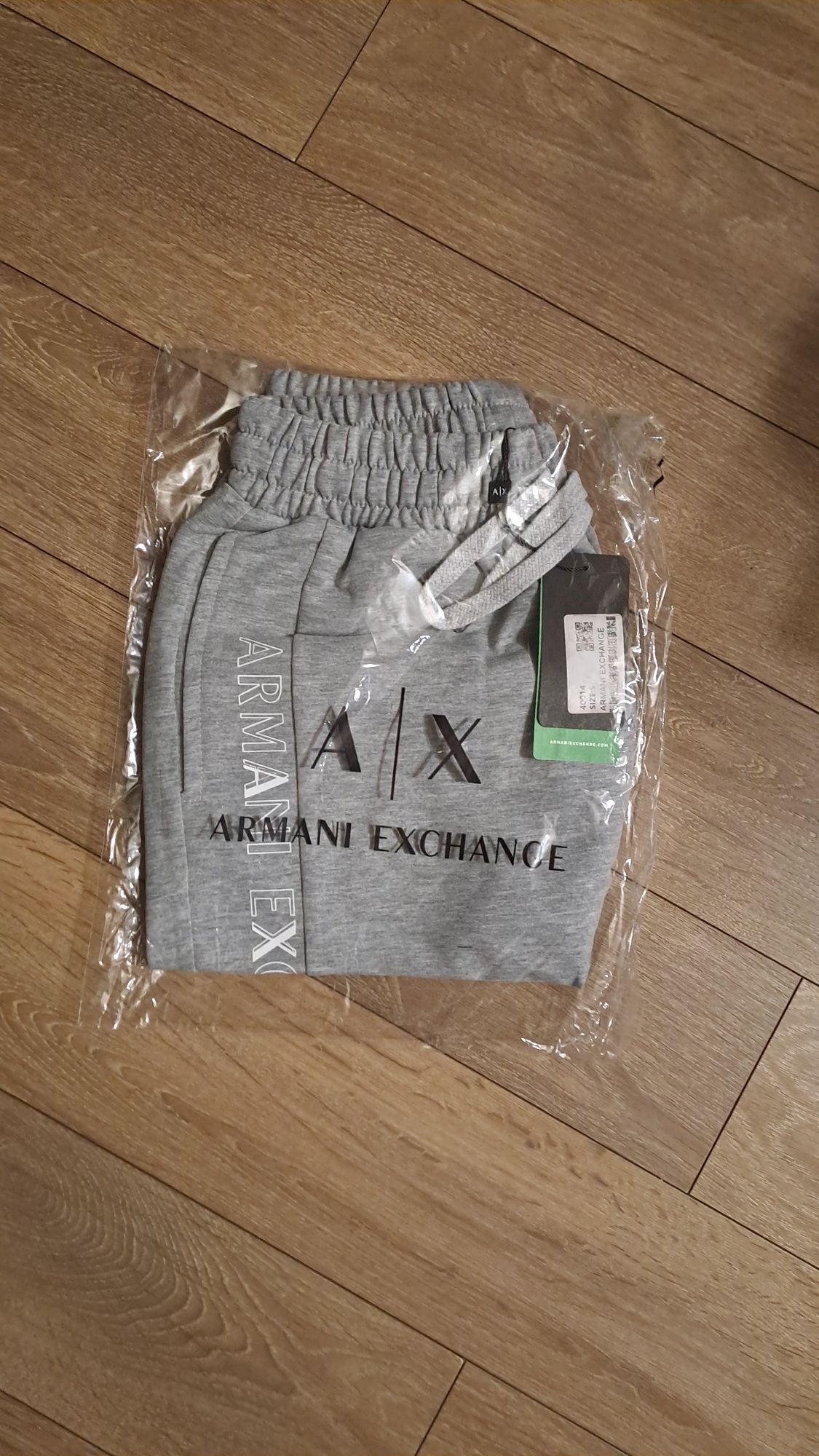 Къси панталони Armani exchange