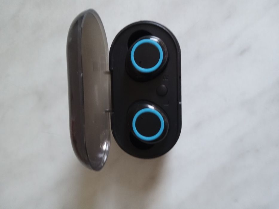 Căști wireless cu led