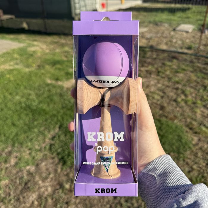 Kendama Krom Pop Rubber Diverse Culori - TRIMIT IN TARA