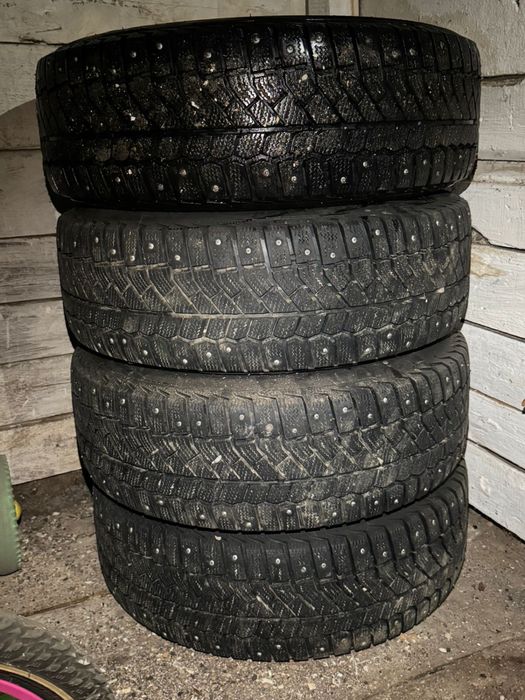 Шины Viatti зимние хорошем состоянии