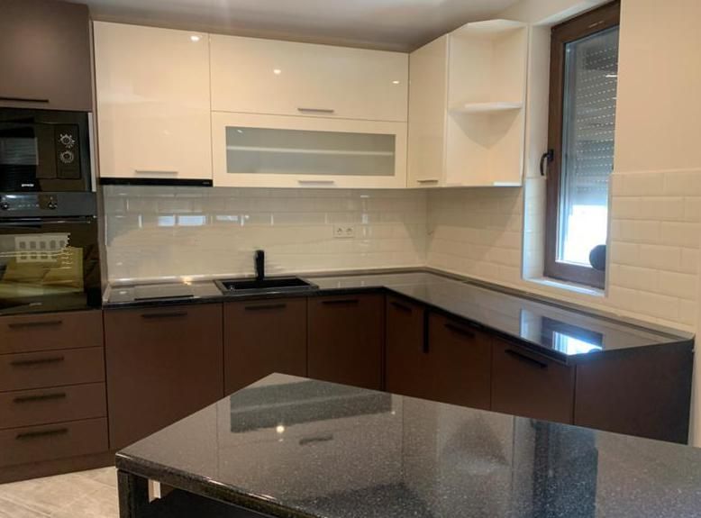 Дава се под наем Двустаен апартамент в София, Витоша - 54 кв.м за 650 € - Снимка #1
