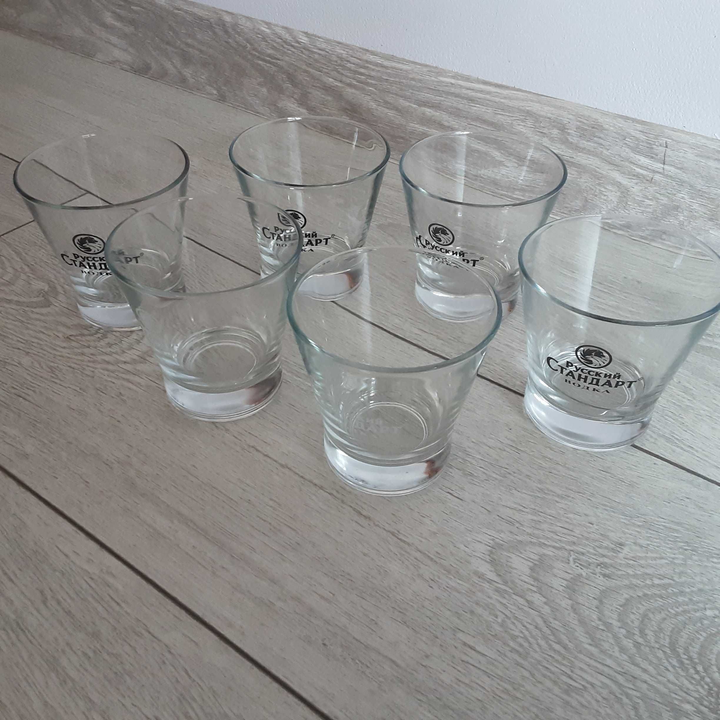 Стъклени чаши за алкохол