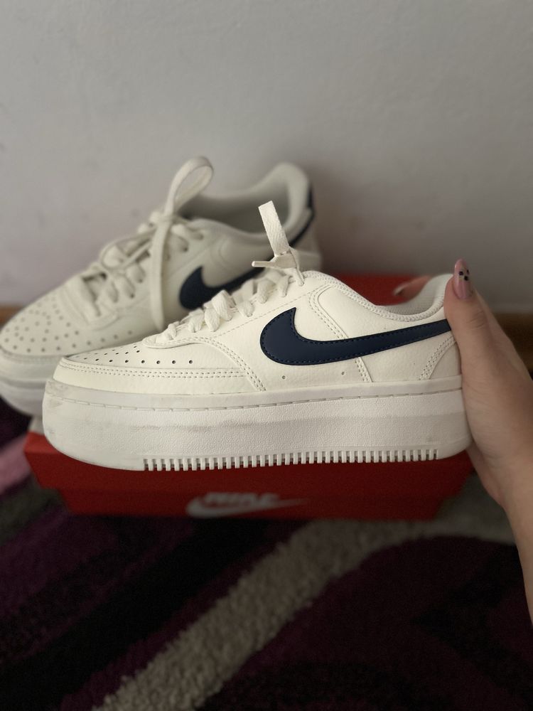 papuci sport nike