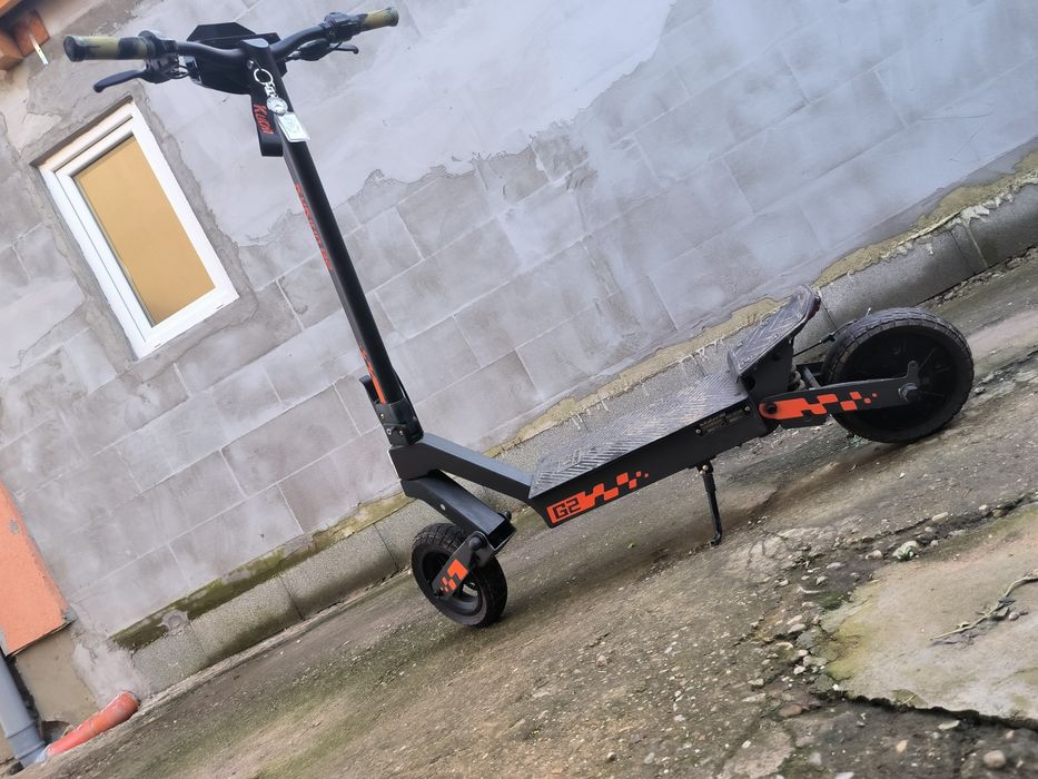 Kukirin g2 2025 1750 lei