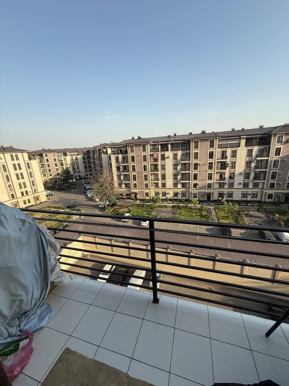 Продам Квартиру:Новостройка
Ташкент -
Район - Чиланзар 24 квартал 
Ори