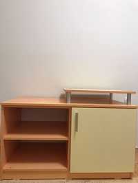 Оранжев шкаф за детска стая