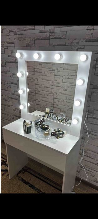 Визажные столики