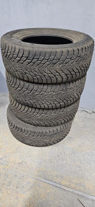 Продам зимние шины Nokian 265/65/17